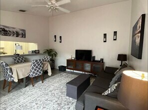 1289 Periwinkle Pl in Wellington, FL - Building Photo - Building Photo