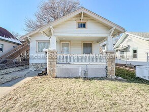 621 SW Jewell Ave in Topeka, KS - Building Photo - Building Photo