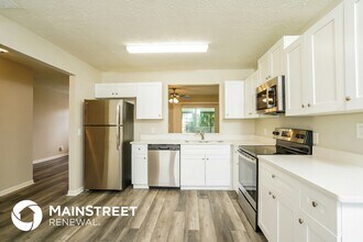 456 SW Molloy St in Port St. Lucie, FL - Building Photo - Building Photo