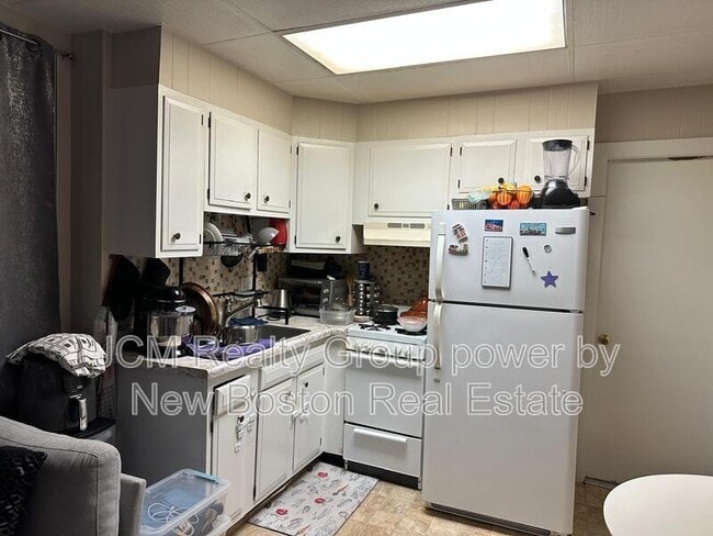 property at 5 Irwin St