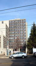 Caliguri Plaza in Pittsburgh, PA - Building Photo - Building Photo