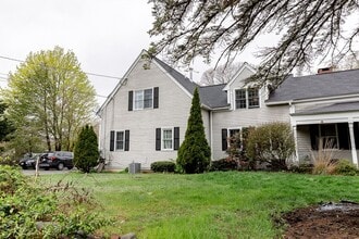 348 Osgood St in North Andover, MA - Building Photo - Building Photo