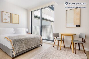 200 Mesnager St in Los Angeles, CA - Building Photo