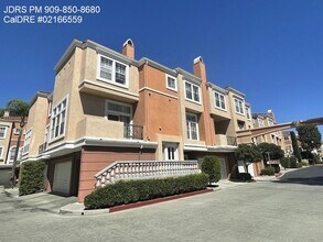 24 Imperial Aisle in Irvine, CA - Building Photo - Building Photo
