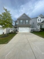 350 Cranston Dr in Ball Ground, GA - Building Photo