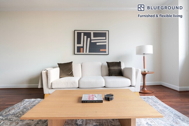 3900 Fairfax Dr in Arlington, VA - Foto de edificio - Building Photo