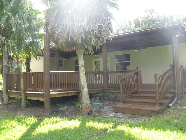 property at 5550 SW 130th Ave