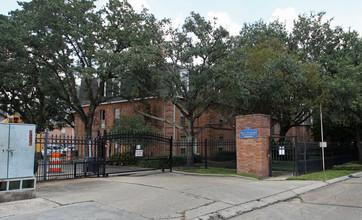 Parc Fontaine in New Orleans, LA - Foto de edificio - Building Photo