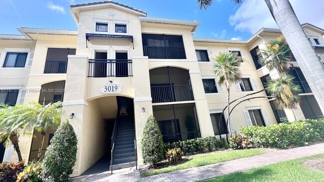 property at 3019 Alcazar Pl