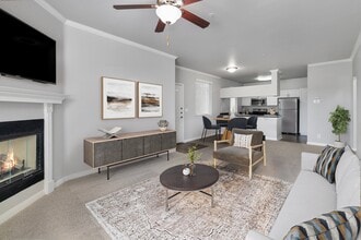 Alize Apartment Homes in Aliso Viejo, CA - Building Photo - Building Photo