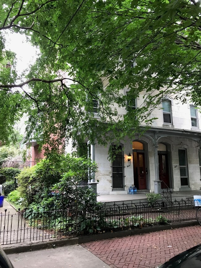 92 Salem St