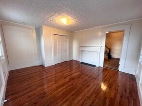 47 Holten St, Unit #1 in Peabody, MA - Building Photo - Building Photo