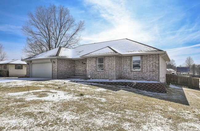3464 W Village Terrace in Springfield, MO - Building Photo - Building Photo