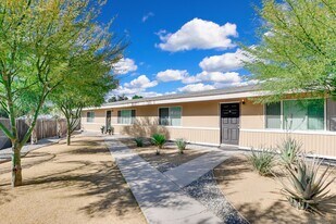737 E Brockton Ave in Redlands, CA - Building Photo