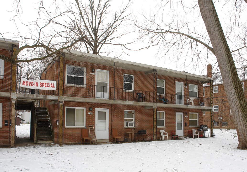 132-136 Brunson Ave in Columbus, OH - Building Photo