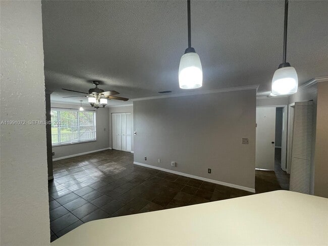 3390 Pinewalk Dr N in Margate, FL - Building Photo - Building Photo