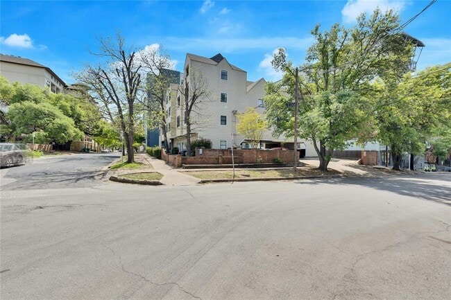 property at 2510 San Gabriel St