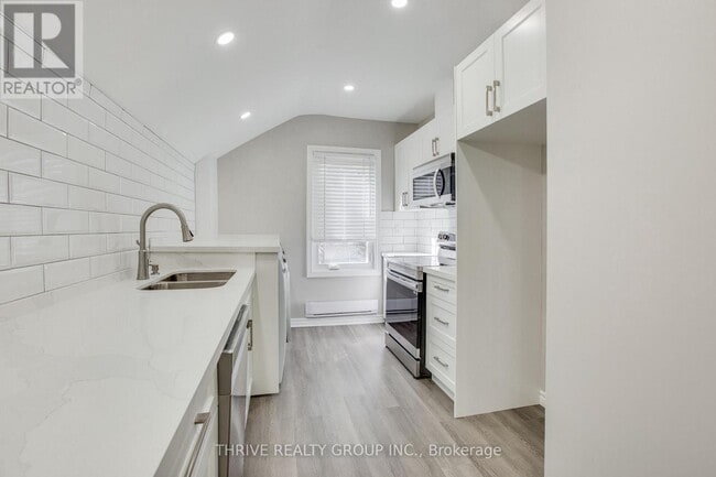 property at 140 Wellington St