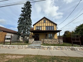 504 Broadway in Monticello, NY - Building Photo