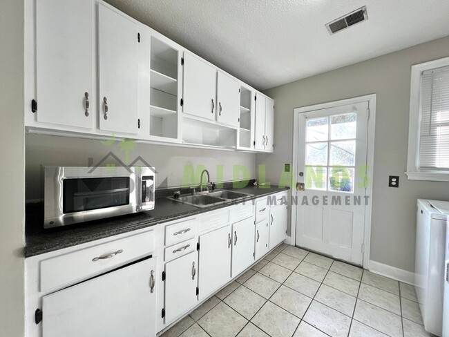 4559 Oxford Rd in Columbia, SC - Building Photo - Building Photo