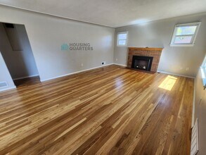 8607 E Maringo Dr in Spokane, WA - Building Photo - Building Photo