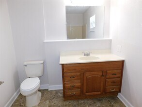 537 Roscoe in Livingston, TX - Building Photo - Building Photo