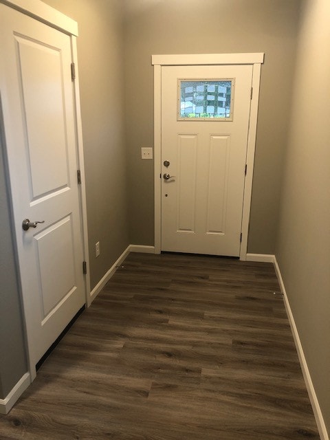property at 6922 Delaney Ln NE
