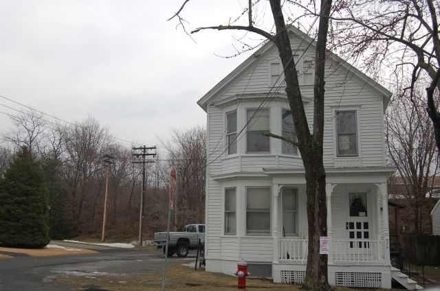 916 3rd Ave in Troy, NY - Building Photo