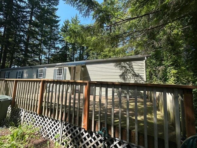 property at 6151 Shamrock Rd