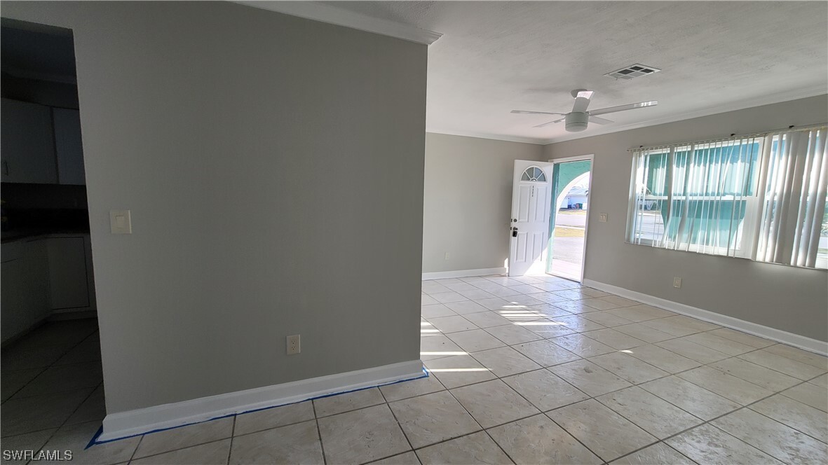 4404 Santa Barbara Blvd in Cape Coral, FL - Building Photo