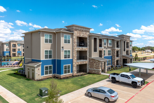 Brook Hollow in Wichita Falls, TX - Foto de edificio - Building Photo