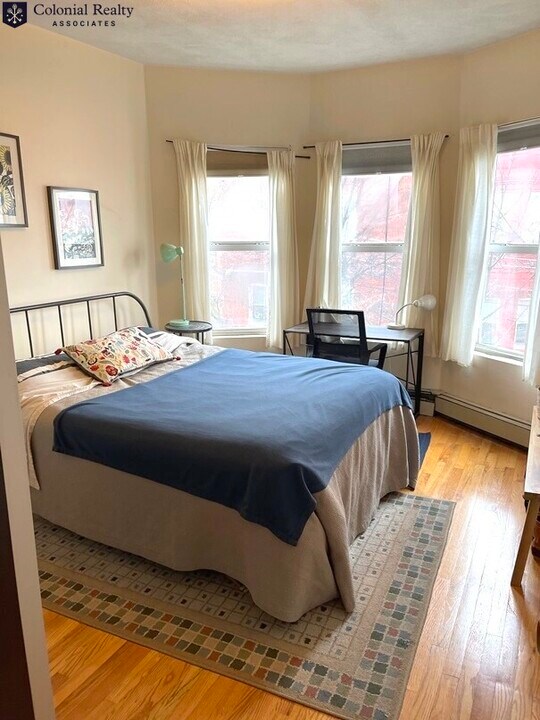 122 Berkshire St in Cambridge, MA - Foto de edificio