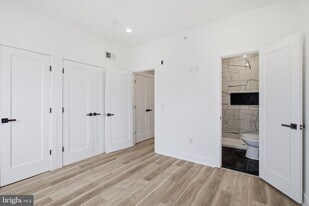 349 N 62nd St in Philadelphia, PA - Building Photo