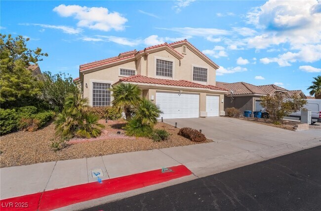 8516 Summer Vista Ave in Las Vegas, NV - Building Photo - Building Photo
