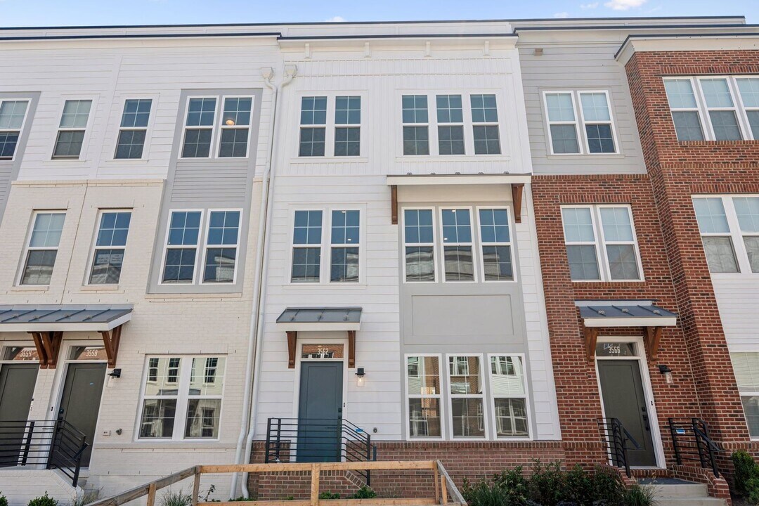 3562 Margaret Jones Pl in Rockville, MD - Building Photo