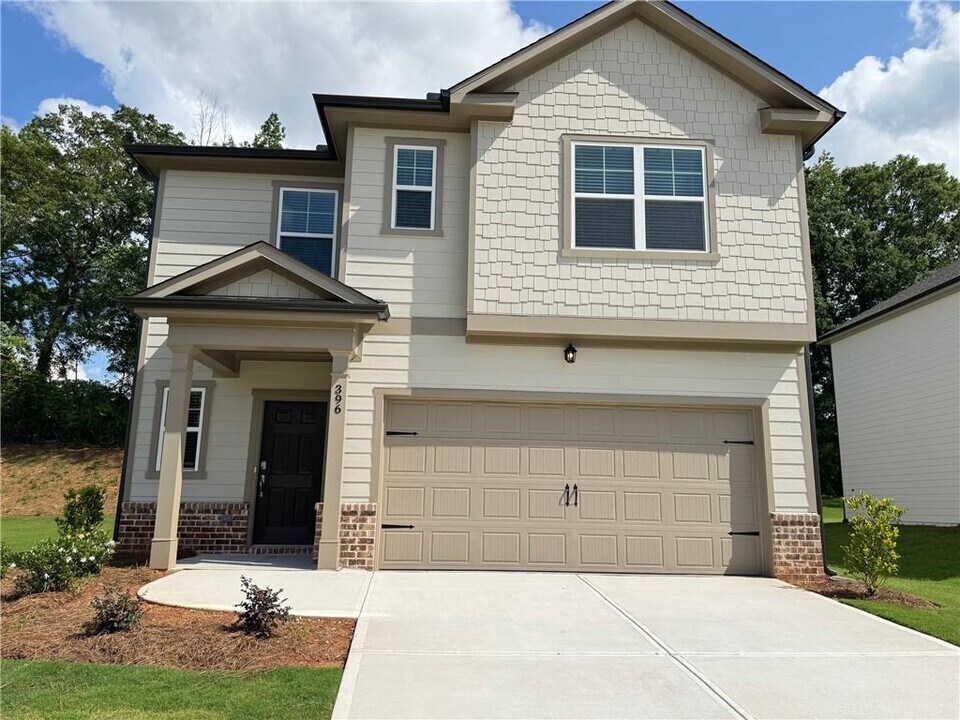 396 Red Dragon Dr in Jefferson, GA - Building Photo