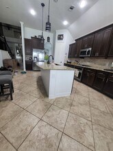 19902 Caitlyn Blossom Ln in Cypress, TX - Foto de edificio - Building Photo