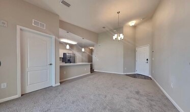 4958 Key Lime Dr, Unit 305 in Jacksonville, FL - Foto de edificio - Building Photo