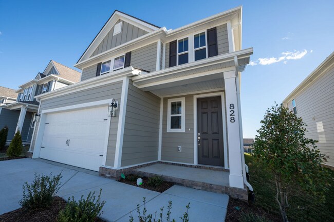 828 Sugarbush Ln in Spring Hill, TN - Building Photo - Building Photo