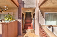 2852 Sawtelle Blvd, Unit Apt 33 in Los Angeles, CA - Building Photo - Building Photo