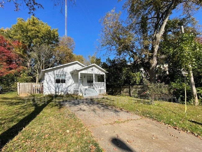 1596 Foote St NE in Atlanta, GA - Building Photo - Building Photo