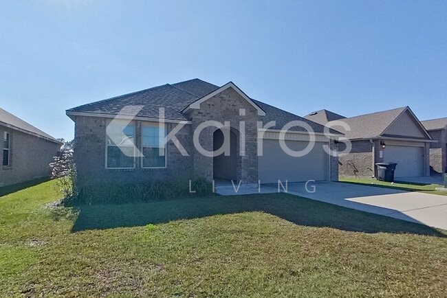 406 Mango Dr in Lafayette, LA - Foto de edificio - Building Photo