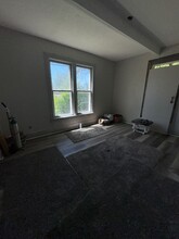 216 N Covell Ave in Sioux Falls, SD - Foto de edificio - Building Photo