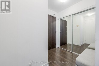 10-1210 Park Lawn Rd in Toronto, ON - Building Photo - Building Photo