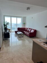 218 SE 14th St in Miami, FL - Building Photo - Building Photo