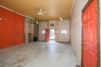 943 Metropolitan Avenue in Brooklyn, NY - Building Photo - Building Photo