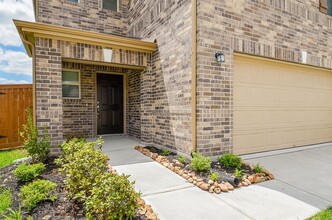 21135 Montego Bay Dr in Cypress, TX - Foto de edificio - Building Photo