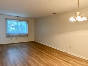 105 Gregory Ct in Highland, NY - Building Photo - Building Photo