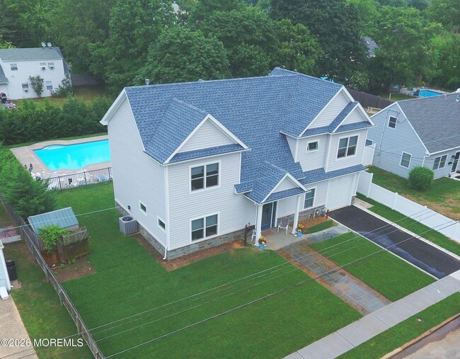 229 Lockwood Ave in Long Branch, NJ - Building Photo - Building Photo