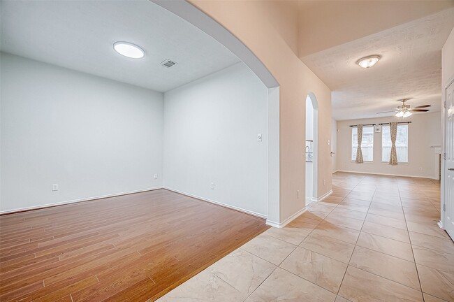 property at 19806 Shore Meadows Ln